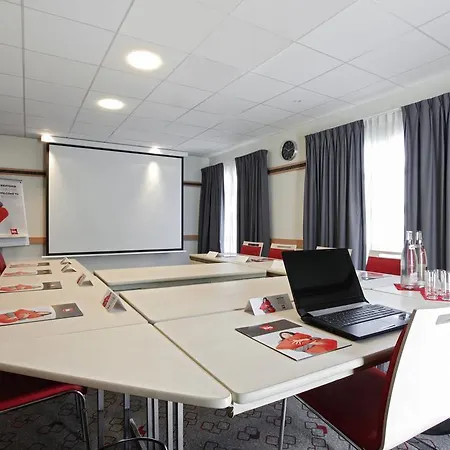 Ibis Cadarache Szálloda 3*